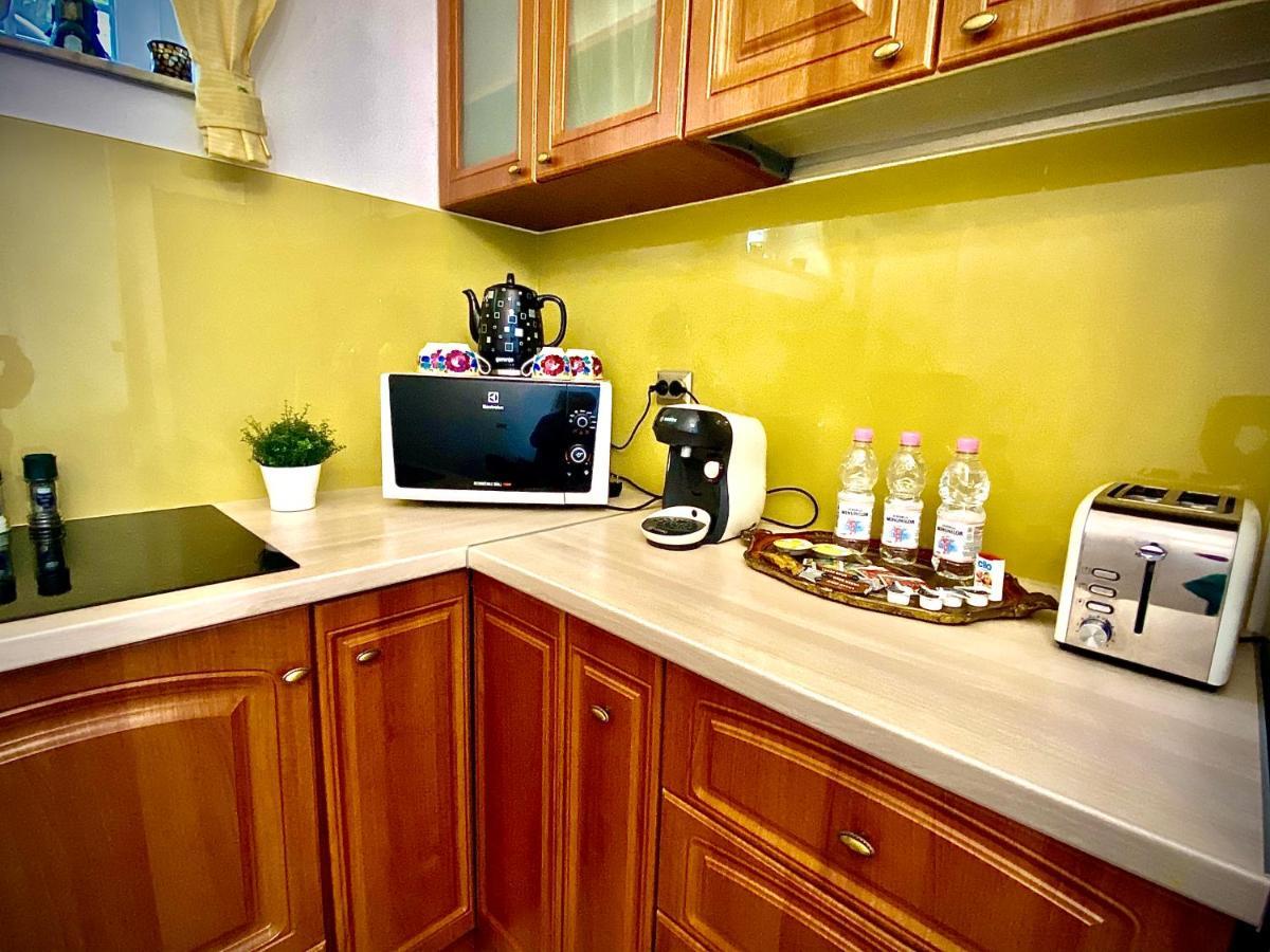 Sarada Boutique Luxury Apartment Дева Екстер'єр фото